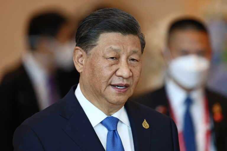 La Chine met en garde contre les risques liés à l'intelligence artificielle et appelle à des mesures de sécurité nationale renforcées
