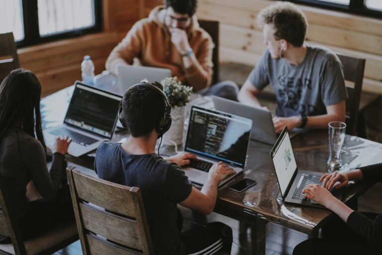 Une nouvelle IA stimule la formation au travail d'équipe

