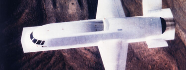 Dans les années 1980, les États-Unis ont décidé de créer le meilleur avion de surveillance furtif.  Il a un "bus scolaire extraterrestre" 