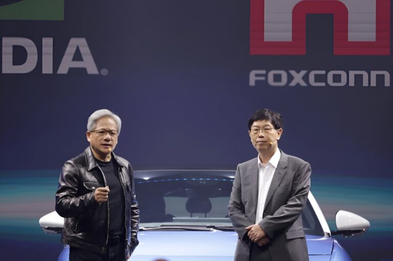 Les géants de la technologie Foxconn et Nvidia annoncent qu'ils construisent des « usines d'IA »
