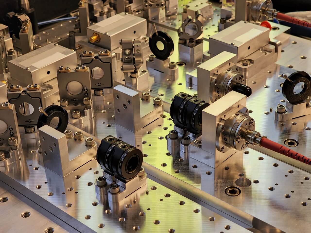 Informatique atomique