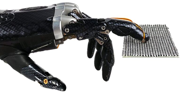 Capteur artificiel semblable à une empreinte digitale humaine, capable de reconnaître les fines textures des tissus
