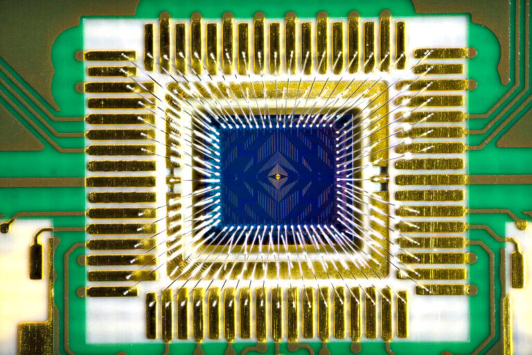 Intel-Tunnel-Falls-chip-packaging