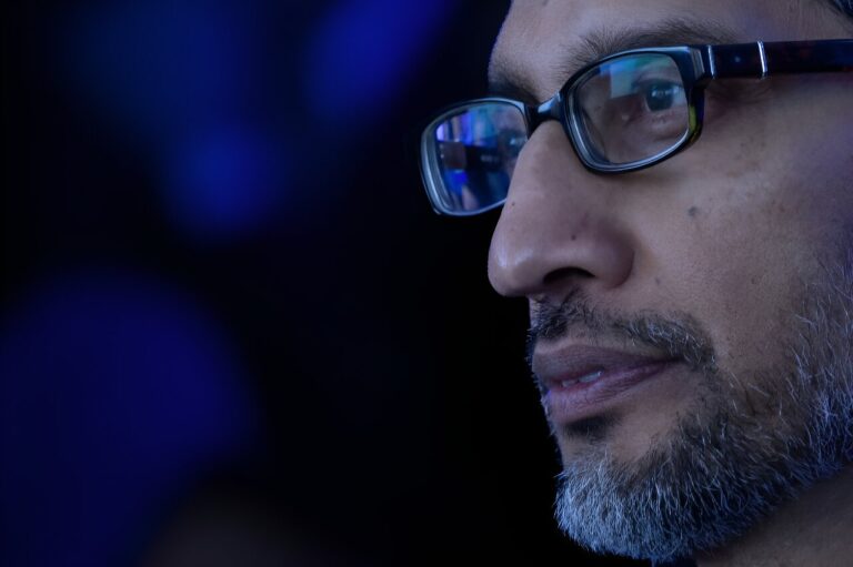 Le PDG de Google dénonce les erreurs « complètement inacceptables » de l'IA Gemini

