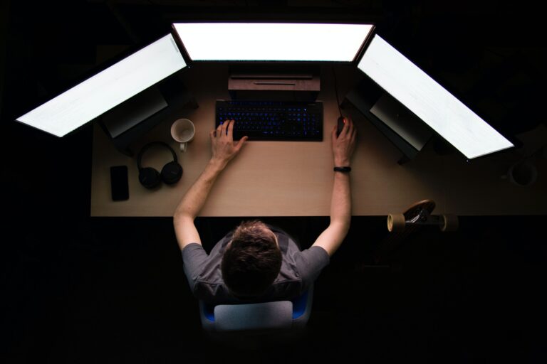 Microsoft va lancer un produit d'IA de sécurité pour aider ses clients à traquer les pirates
