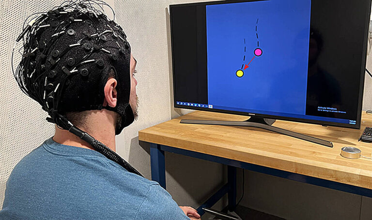 Une approche raffinée de l’IA améliore les performances non invasives de l’interface cerveau-ordinateur
