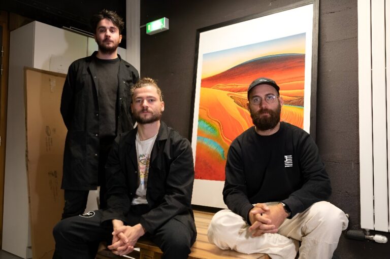 Un groupe artistique français utilise les ondes cérébrales et l'IA pour recréer des paysages
