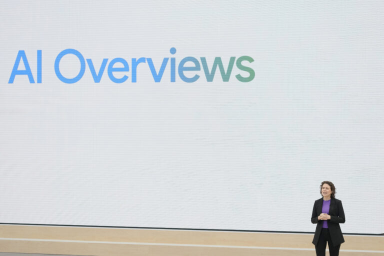 Google apporte des correctifs aux résumés de recherche générés par l'IA après que des réponses farfelues soient devenues virales
