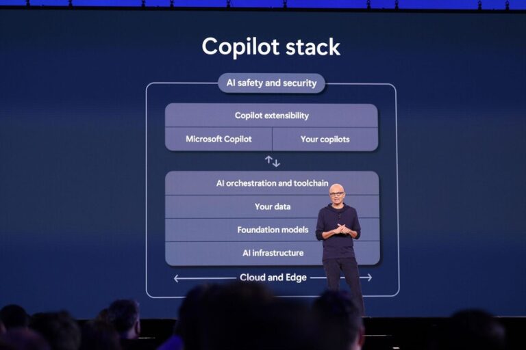  L'accord de Microsoft avec OpenAI n'était qu'une première étape.  Ce qu'ils veulent (probablement), c'est s'en débarrasser
