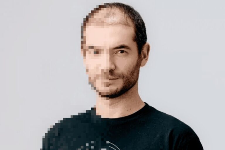  La nouvelle société composée de deux ex-OpenAI est née après la crise qui a failli mettre fin à Altman.  Et il veut être ce qu'ils ne l'ont pas laissé être là.
