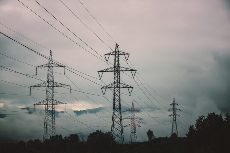 La promesse et les limites des modèles en grand langage dans le secteur de l’énergie
