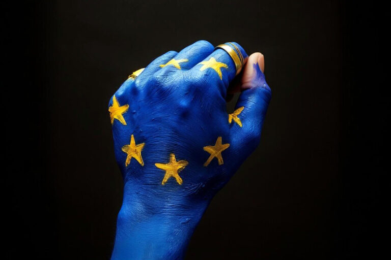  L’obsession réglementaire de l’UE postule un monde dans lequel l’IA aura deux vitesses.  Et l'Europe perdra
