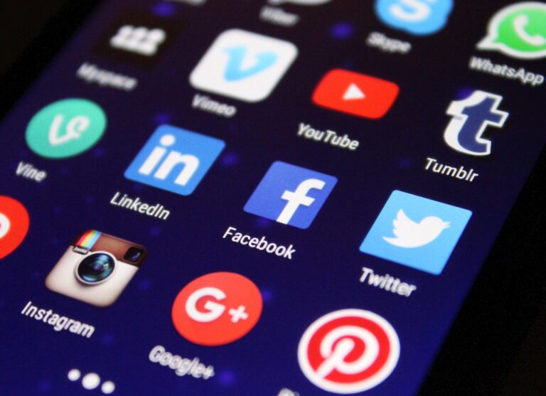 Un modèle d'IA « extrêmement performant » peut se démarquer du « bruit » des réseaux sociaux
