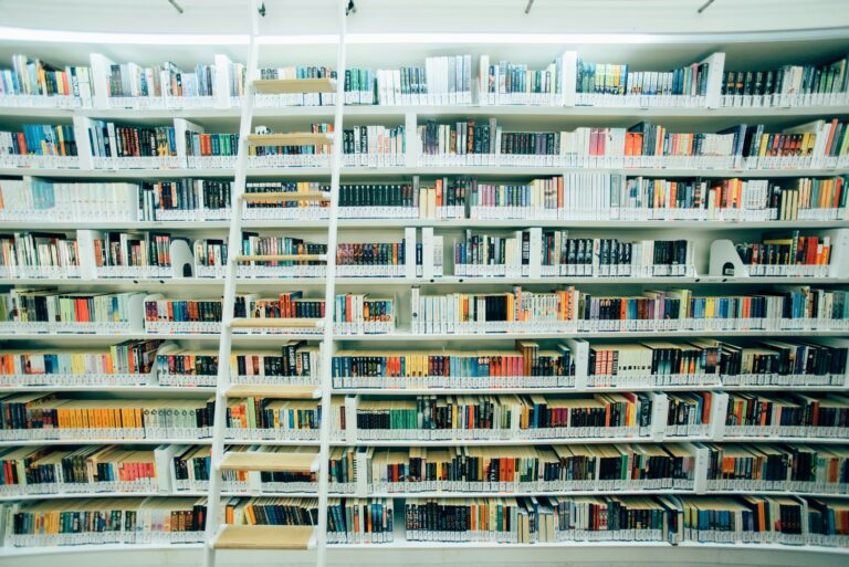 Un éditeur universitaire a conclu un accord sur les données d'IA avec Microsoft, à l'insu de ses auteurs
