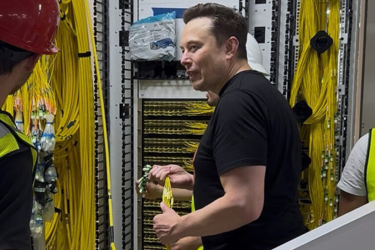  Elon Musk alimente le « cluster d'IA le plus puissant au monde ».  Un avec 100 000 GPU NVIDIA H100
