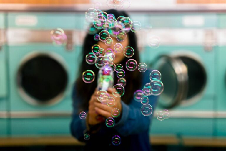 Correction du marché ou éclatement de bulle
