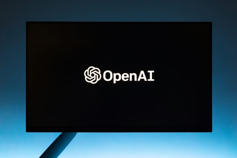 La soif de données d'OpenAI soulève des inquiétudes en matière de confidentialité
