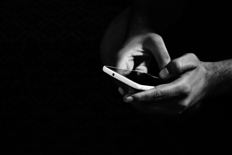 Des modèles linguistiques plus légers pourraient permettre une utilisation locale efficace sur les téléphones et les ordinateurs portables
