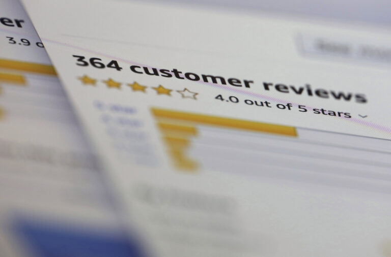 Internet regorge de fausses critiques. L’IA va-t-elle empirer les choses ?
