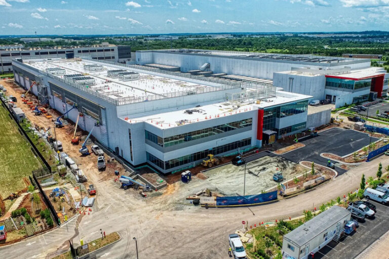 Il y a une ruée vers l’or des nouvelles technologies en Espagne. Et ça s'appelle des centres de données
