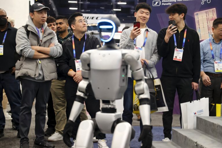 Les robots devraient sortir de l'usine à mesure que l'IA progresse
