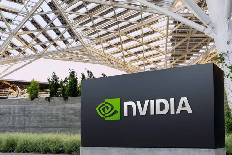 Les nouvelles sanctions américaines contre la Chine attaquent NVIDIA. Étonnamment, leur espoir est désormais Donald Trump
