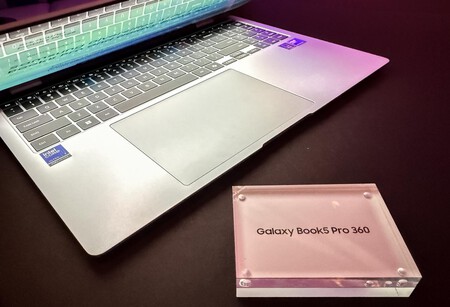 Samsung Galaxy Book5 Pro 360