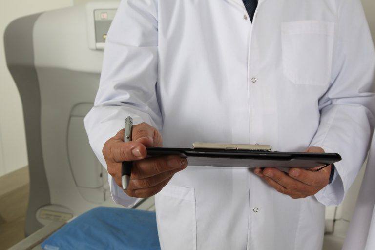 Un outil d'IA vise à améliorer la précision de la prise de décision des experts
