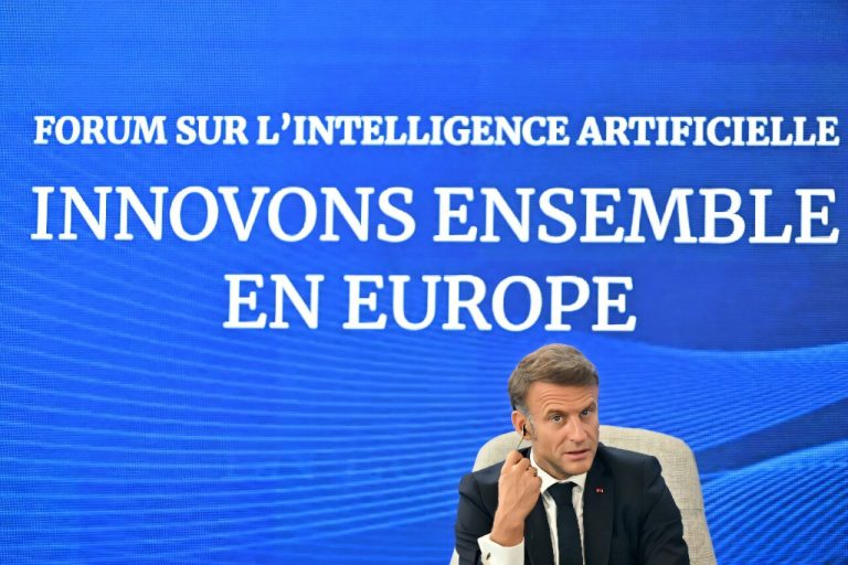 La conférence des scientifiques lance le sommet mondial de l'IA à Paris
