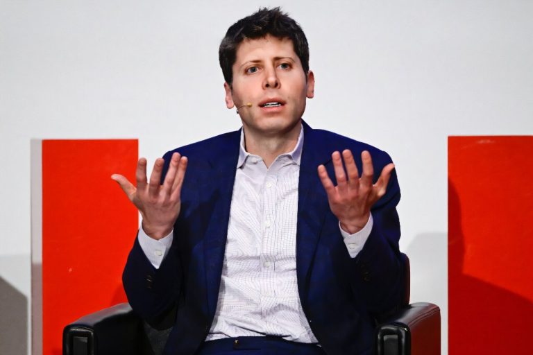 L'Altman d'Openai avertit que la réglementation de l'UE pourrait retenir l'Europe
