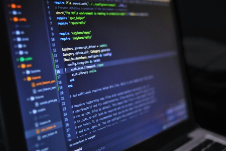 Certains chercheurs prétendent avoir créé une IA aussi bonne que celle d'Openai et Deepseek pour 50 $. Et les données sont réelles
