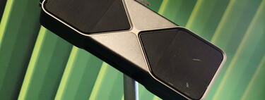 Je pensais que le jeu PC ne pouvait plus me surprendre. Jusqu'à ce que j'essaye DLSS 4 dans un RTX 5090