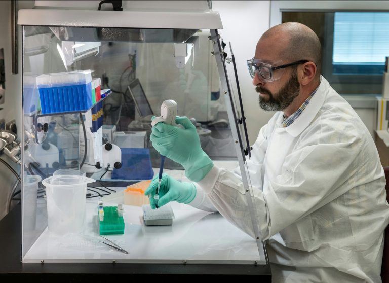 L'IA peut être un outil puissant pour les scientifiques, mais il peut également alimenter la recherche de recherche
