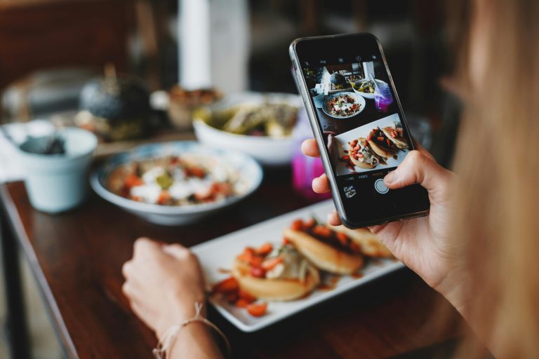 Le scanner d'aliments de l'IA transforme les photos du téléphone en analyse nutritionnelle
