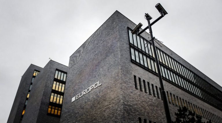 L'AID «remodeler» le crime organisé, avertit Europol
