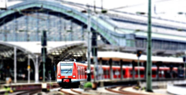 La nouvelle méthode basée sur les données élimine les calculs redondants, peut rationaliser les processus comme la planification des trains
