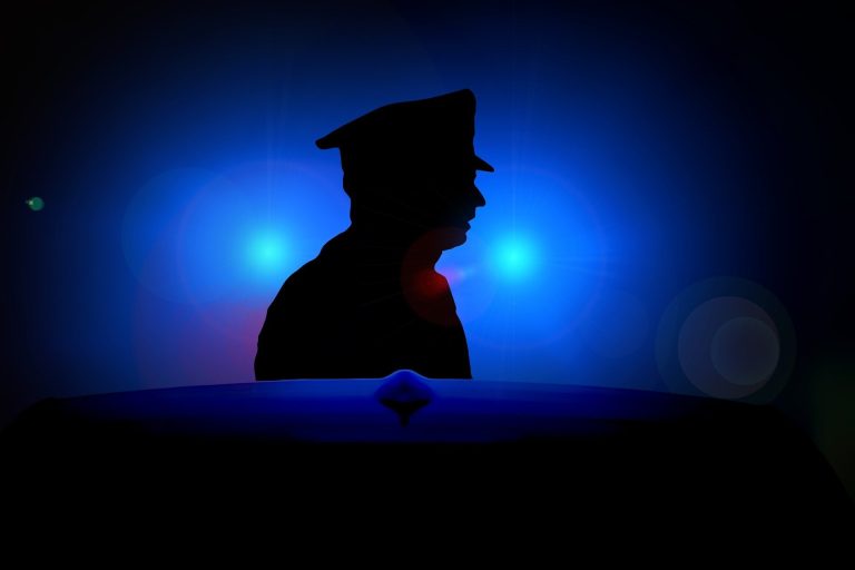 L'IA de police prédictive est en augmentation. Le rendre responsable au public pourrait freiner ses effets nuisibles
