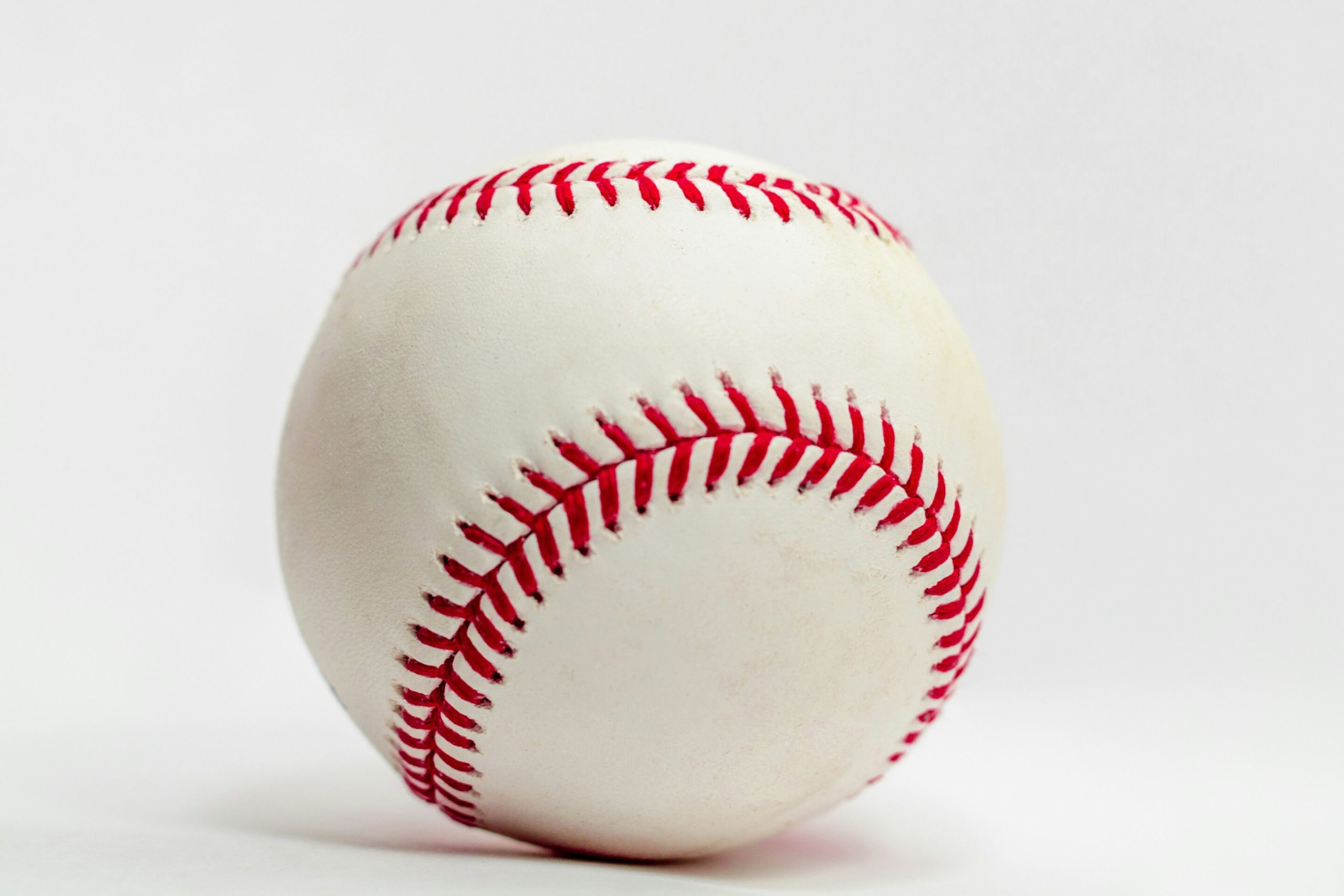 Révolutionner l'entraînement au baseball avec des lanceurs simullés en IA