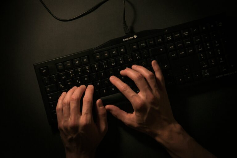 Les chercheurs mettent en garde contre la montée des images explicites créées par AI-Créés AI

