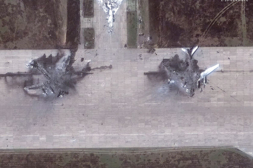 Des images satellites ont révélé la portée de l'opération d'araignée en Russie. Les bombardiers russes n'étaient pas seuls