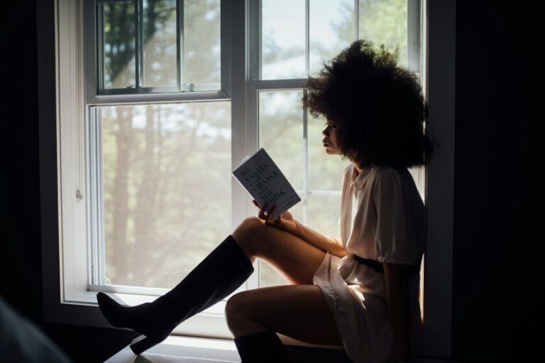 De plus en plus de gens utilisent Chatgpt pour lire des livres pour eux. A des avantages et des inconvénients énormes
