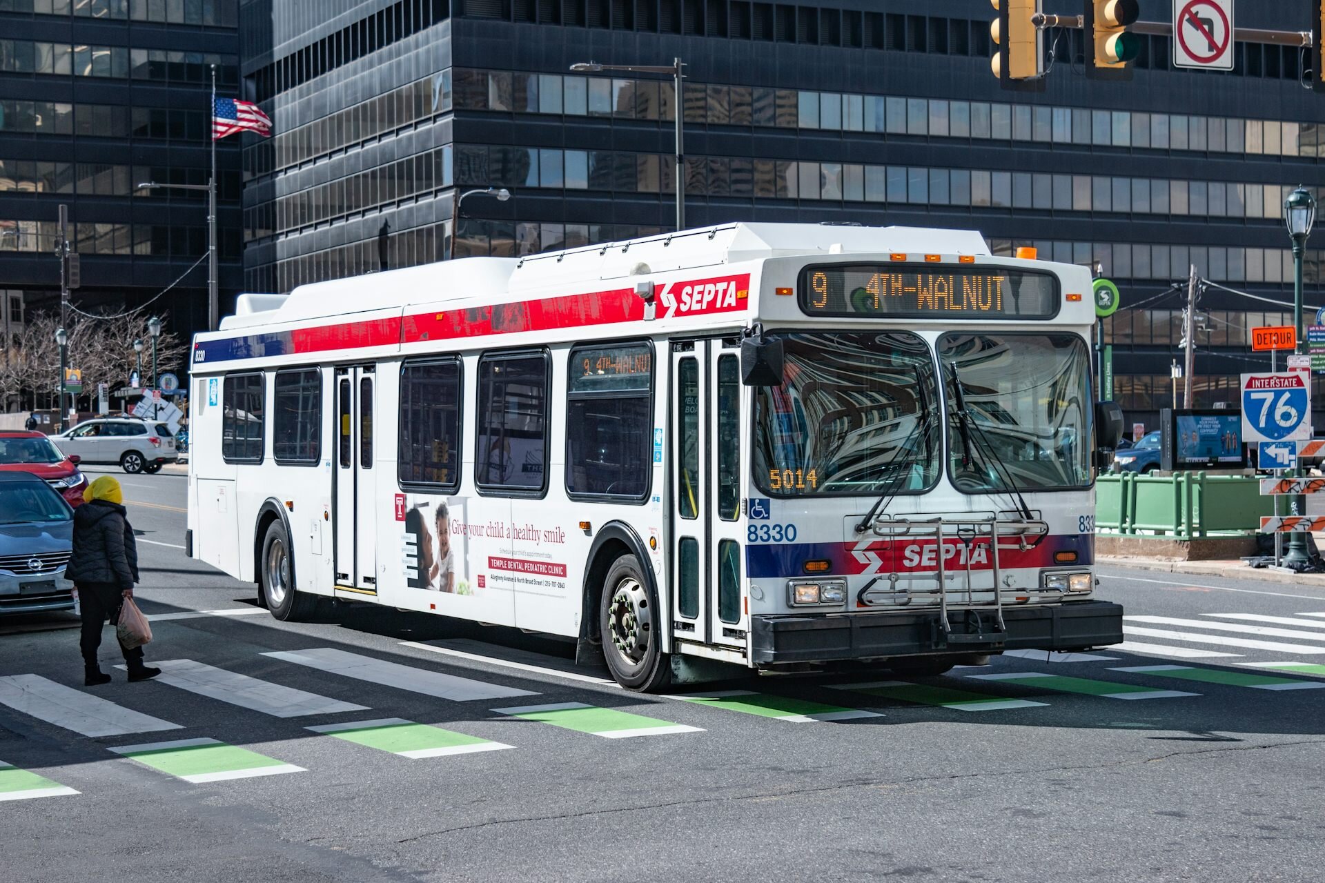Philadelphie utilise des caméras basées sur l'IA pour garder les voies de bus claires. La transparence peut aider à renforcer la confiance dans le système