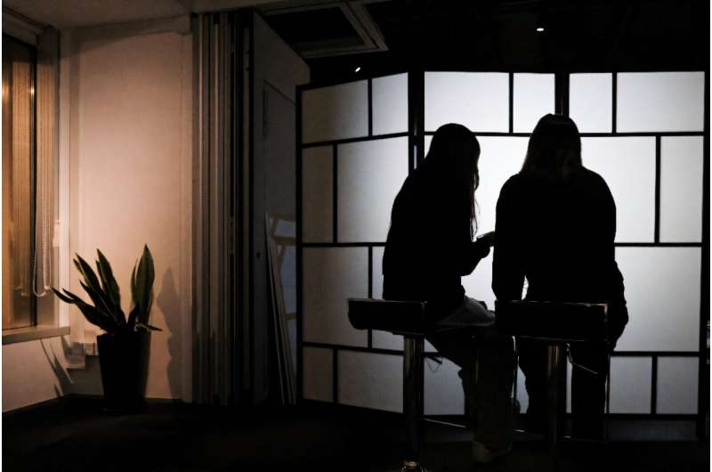 Les victimes du porno fabriqué par l'IA disent que leur vie a été dévastée par le scandale