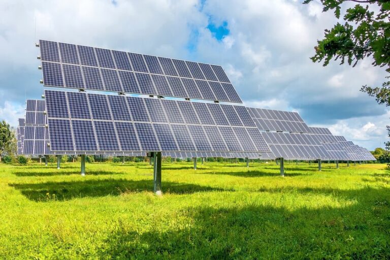 Pas besoin d'installer des panneaux solaires partout
