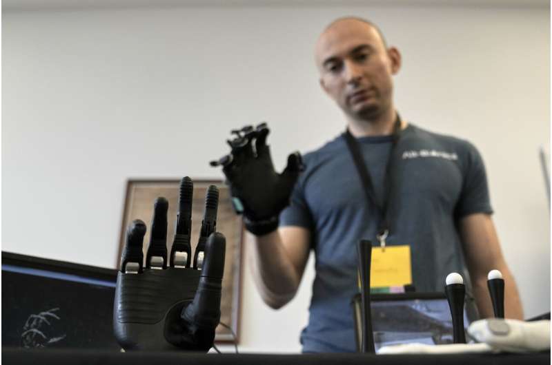 Les robots humanoïdes présentent des compétences dans l'ancienne Olympie. Mais ils sont sur une longue route pour rattraper l'IA