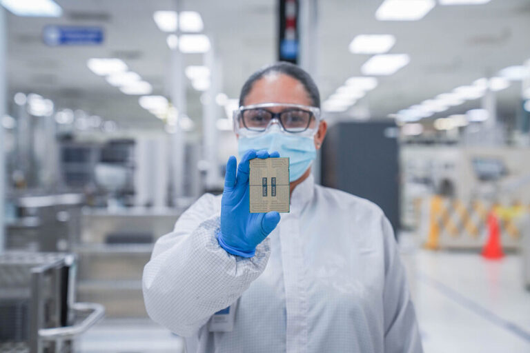 Dépenser plus en R&D que n'importe lequel de ses rivaux
