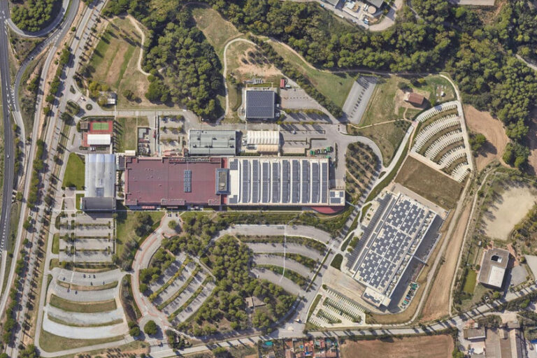En 1985, HP a transformé certains champs de culture en un fertile centre de R&D où est conçue la technologie du futur : nous l'avons visité
