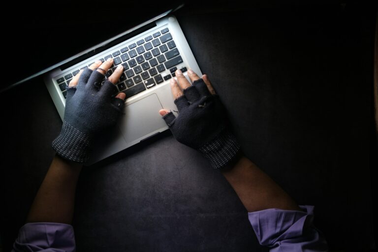 Un laboratoire d’IA affirme que des robots soutenus par la Chine mènent des attaques de cyberespionnage. Les experts ont des questions
