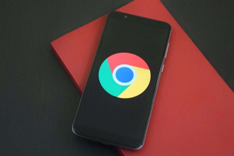 Le patron de Google prévient qu'aucune entreprise n'est à l'abri si la bulle de l'IA éclate
