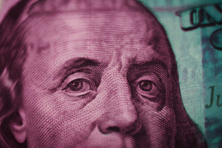 Si l’IA est « l’arme » du futur, les États-Unis y investissent déjà 25 % de toutes les dépenses militaires mondiales.
